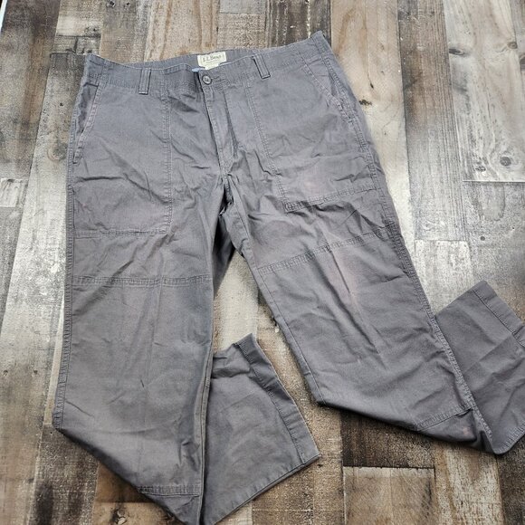 Mens LL Bean size 38x30 Standard Fit Canvas Outdoor Hiking Pants Shorts - Picture 2 of 10